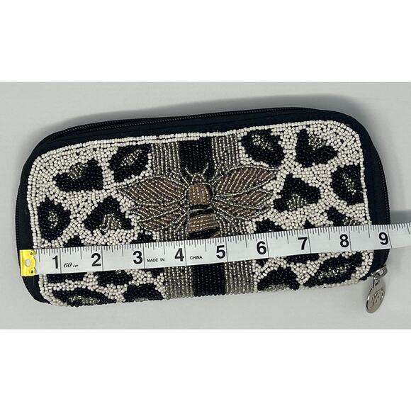 America & Beyond Beaded Bee Clutch Wallet. New no tags - Picture 7 of 9